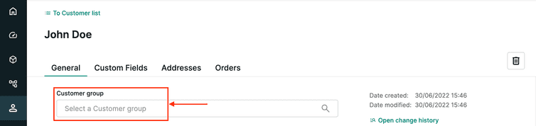 The general tab of the Customer's page with the Customer Group text field highlighted.